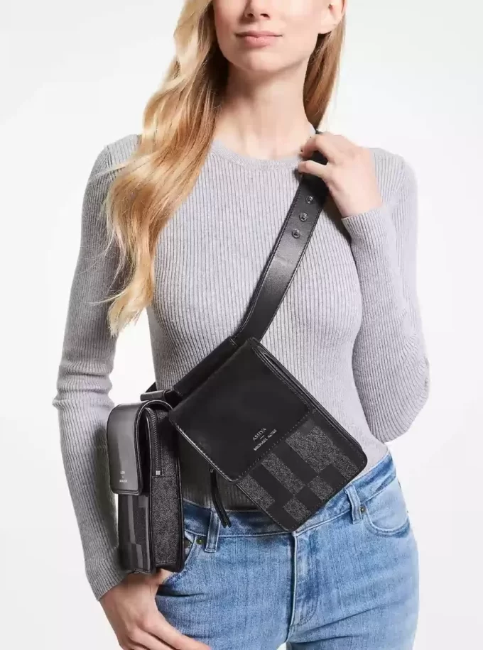 ASHYA X MICHAEL KORS Saga Signature i skórzana torba wielofunkcyjna