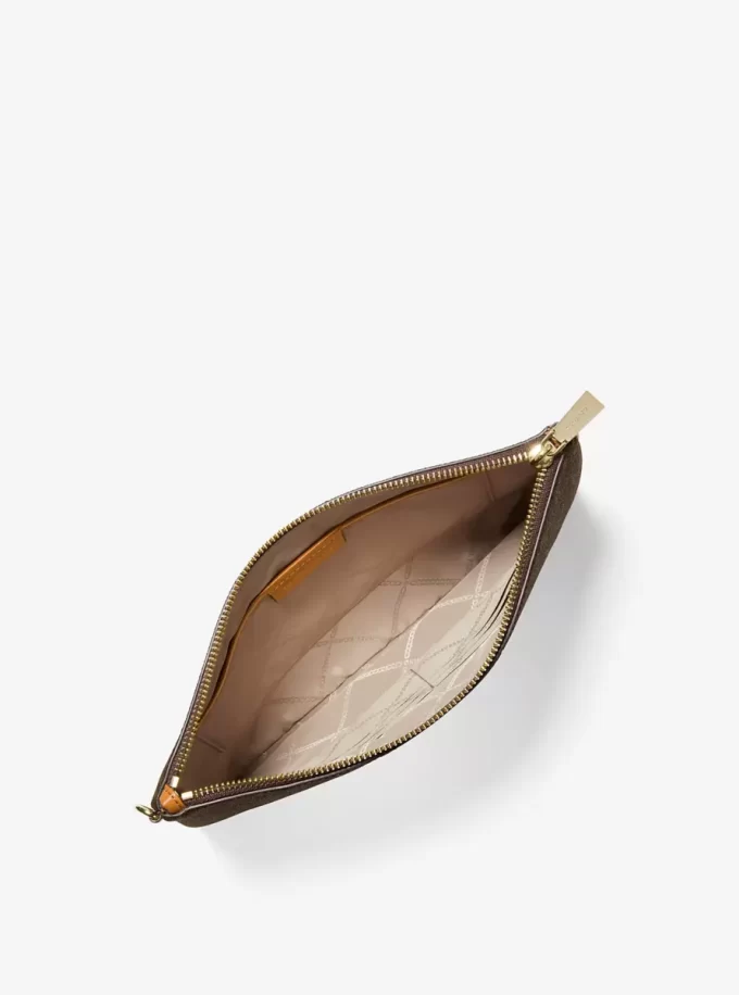 Duża torebka z paskiem i logo na zamek błyskawiczny