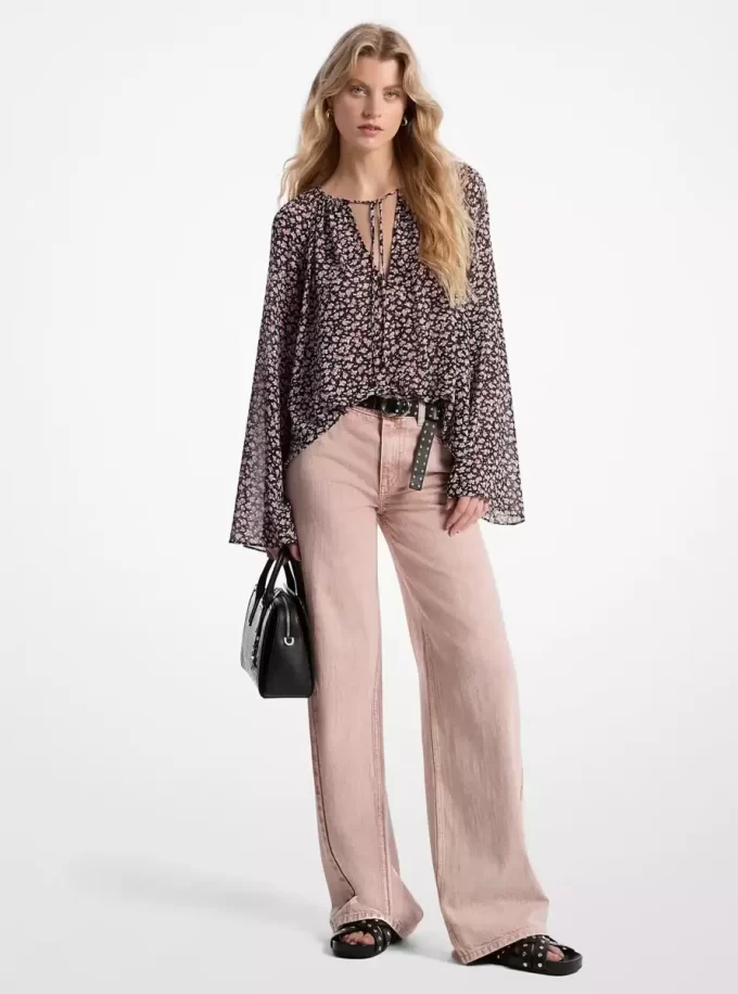 Jeansy z szerokimi nogawkami barwione na odzieży