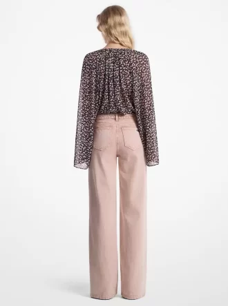 Jeansy z szerokimi nogawkami barwione na odzieży