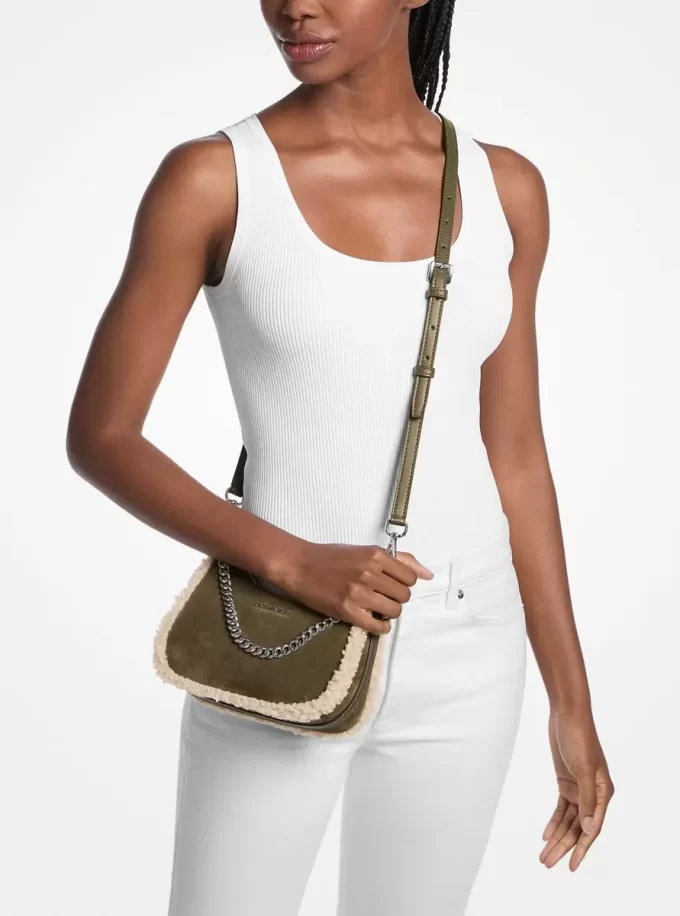 Jet Set Mała torebka typu crossbody z zamszu i imitacji skóry owczej