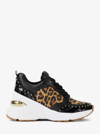 Katrina Trenerka mediów mieszanych