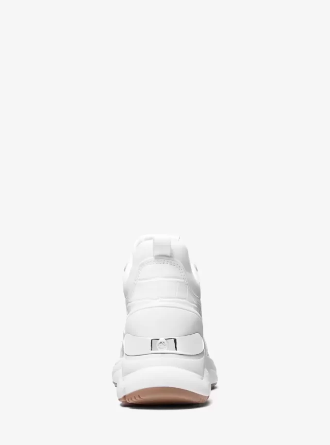 Katrina Trenerka mediów mieszanych