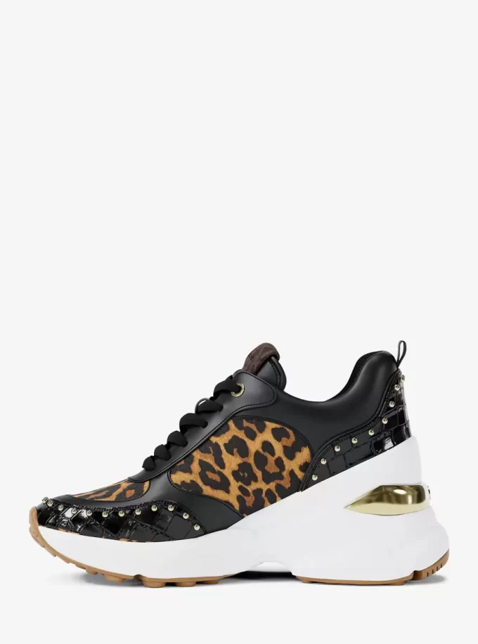 Katrina Trenerka mediów mieszanych