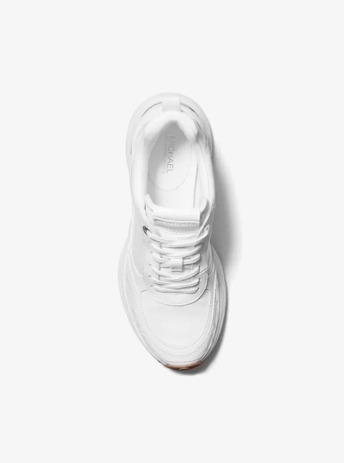 Katrina Trenerka mediów mieszanych