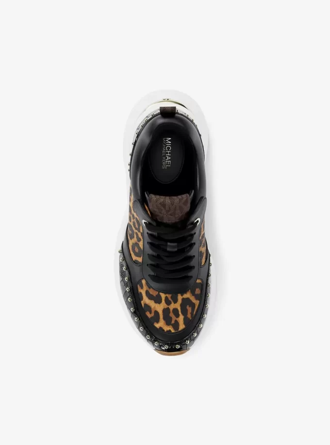 Katrina Trenerka mediów mieszanych