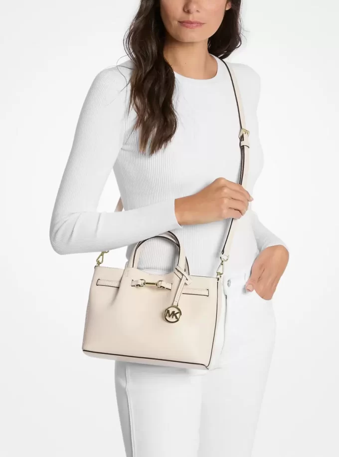 Mała torba skórzana Carson Pebbled