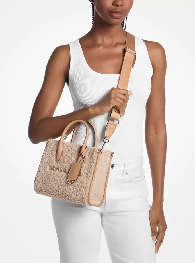 Mirella Mała torebka typu crossbody z imitacji owczej skóry