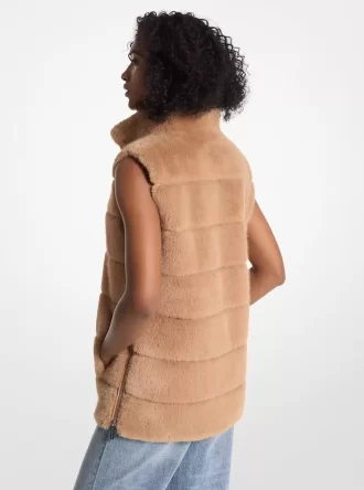 Pikowana kamizelka ze sztucznego futra