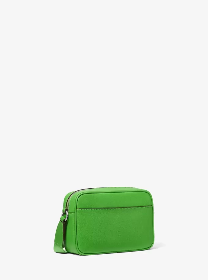Średniej wielkości skórzana torba typu crossbody Jet Set z etui na Apple Airpods Pro®