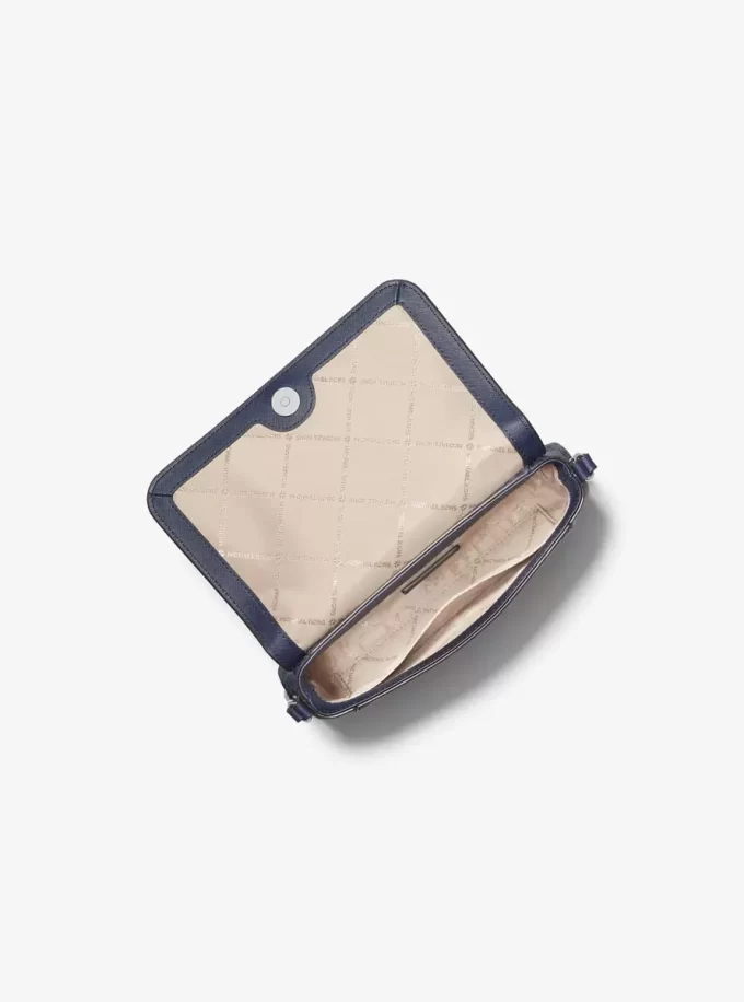 Średniej wielkości torba typu crossbody z logo Signature