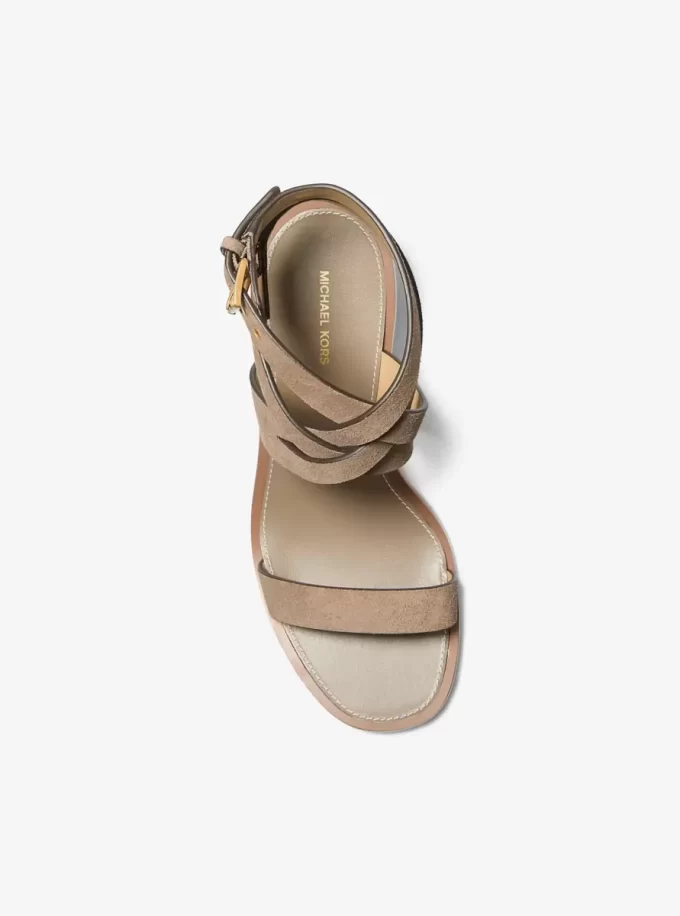 Sandały zamszowe Irene na obcasie typu kociak