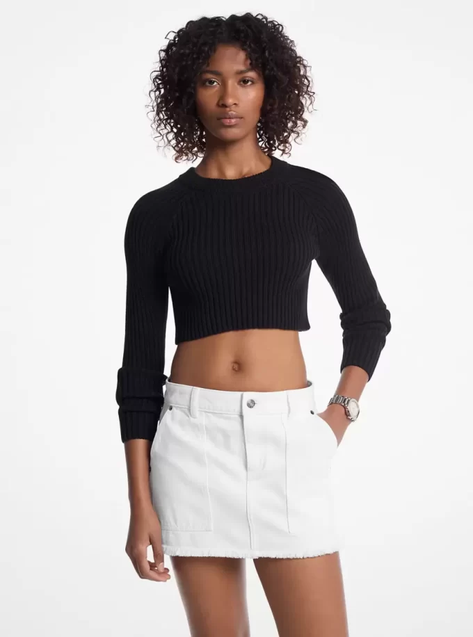 Spódnica mini z postrzępionego dżinsu