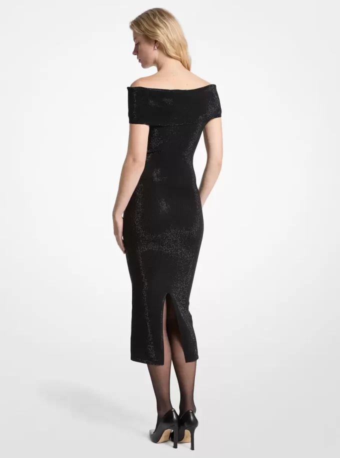 Sukienka z dzianiny stretch z ozdobnym dekoltem odsłaniającym ramiona Sukienka z dzianiny stretch z ozdobnym dekoltem odsłaniającym ramiona