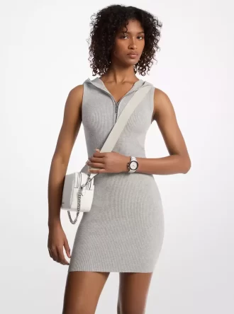 Sukienka z kapturem z prążkowanej, elastycznej wiskozy