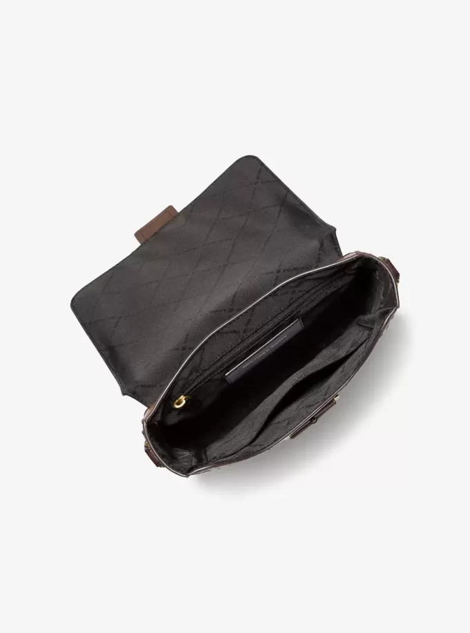 Torba listonoszka z wytłoczonym logo Colby z polerowanej skóry