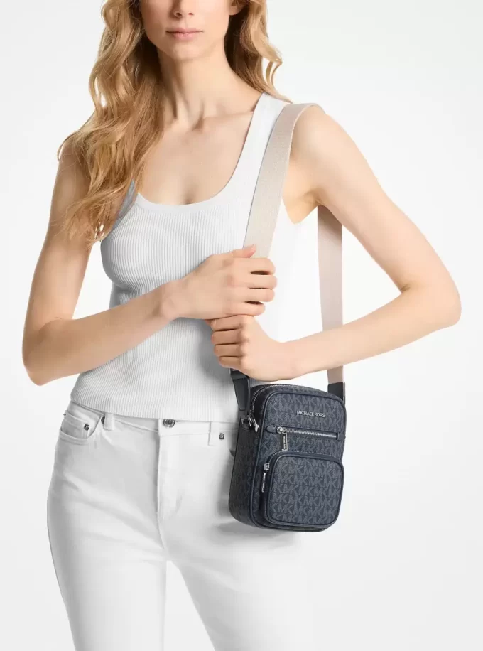 Torba na ramię Jet Set Medium Signature Logo