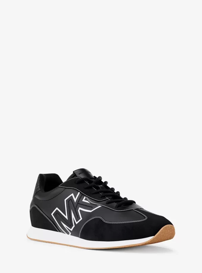 Trener mieszanych mediów w Essex